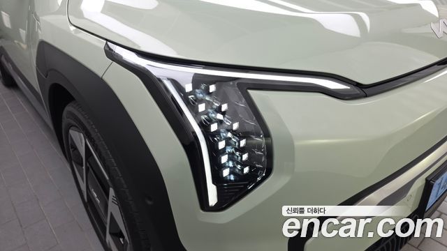 Kia EV3 Long Range 2WD Earth 2025 — фото 28