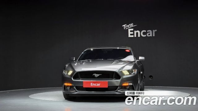 Ford Mustang GT Coupe 2016 — фото 3