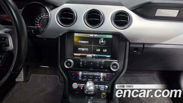 Ford Mustang GT Coupe 2016 — фото 14