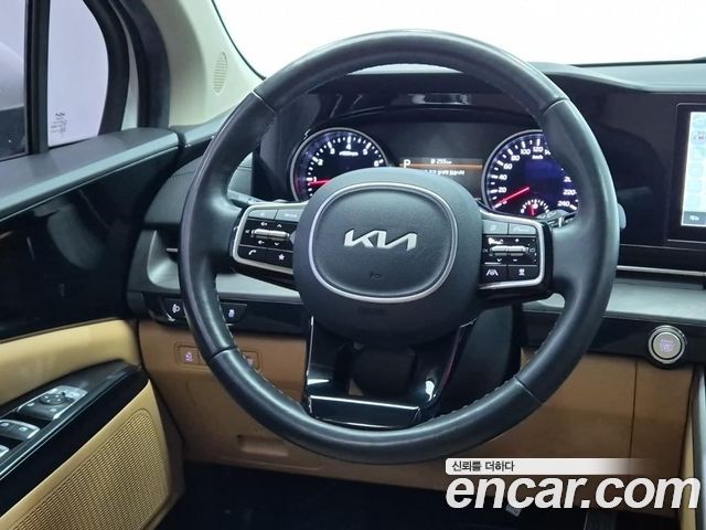 Kia Carnival (IV) Gasoline 9-Seater Prestige 2023 — фото 6