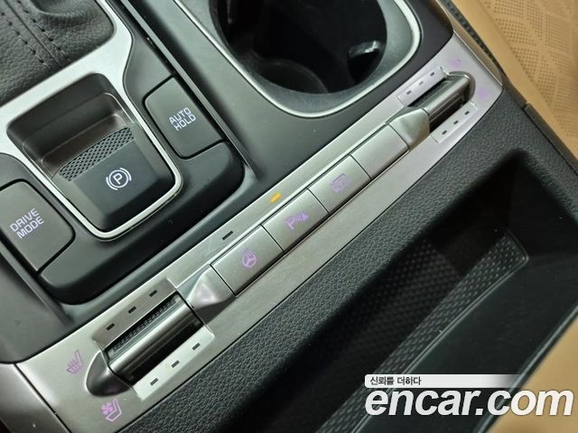 Kia Carnival (IV) Gasoline 9-Seater Prestige 2023 — фото 17