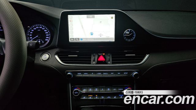 Hyundai Grandeur (IG) 2.4 Premium 2018 — фото 14
