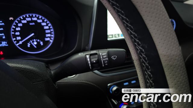 Hyundai Grandeur (IG) 2.4 Premium 2018 — фото 16