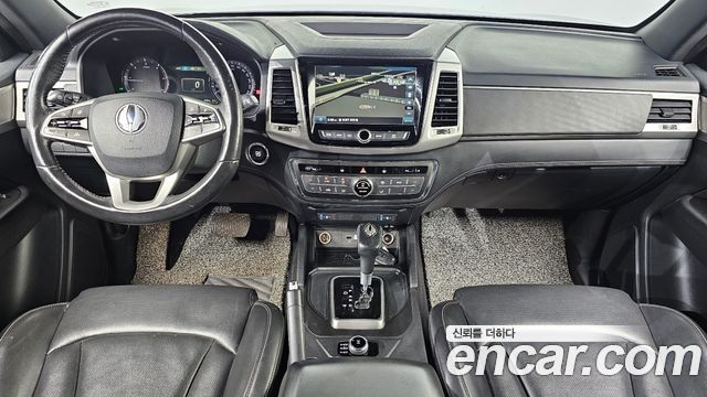 KG Mobility (SsangYong) Rexton Sports Khan Diesel 2.2 4WD Professional X (5-Link) 2019 — фото 7