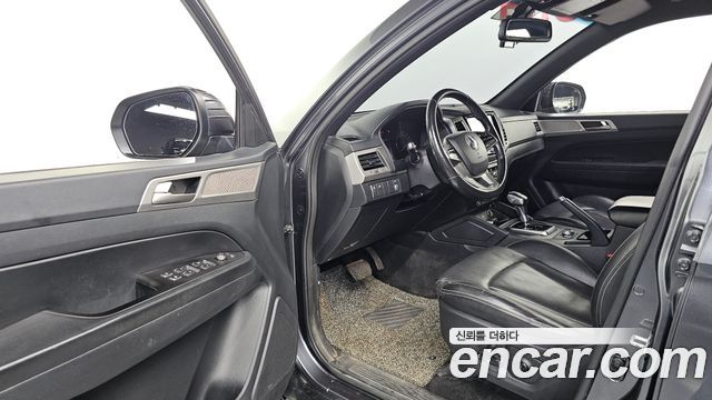 KG Mobility (SsangYong) Rexton Sports Khan Diesel 2.2 4WD Professional X (5-Link) 2019 — фото 10