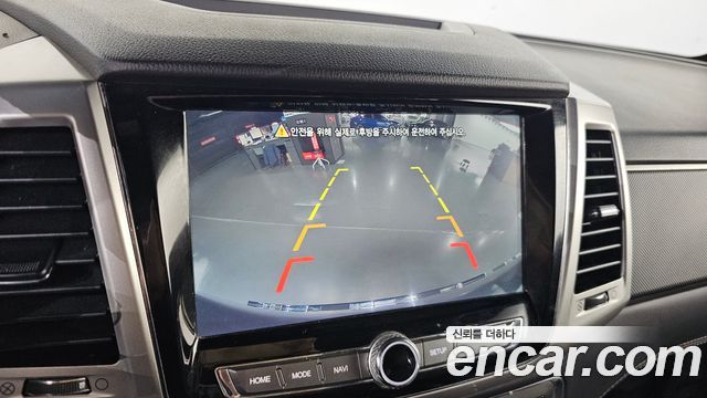 KG Mobility (SsangYong) Rexton Sports Khan Diesel 2.2 4WD Professional X (5-Link) 2019 — фото 18
