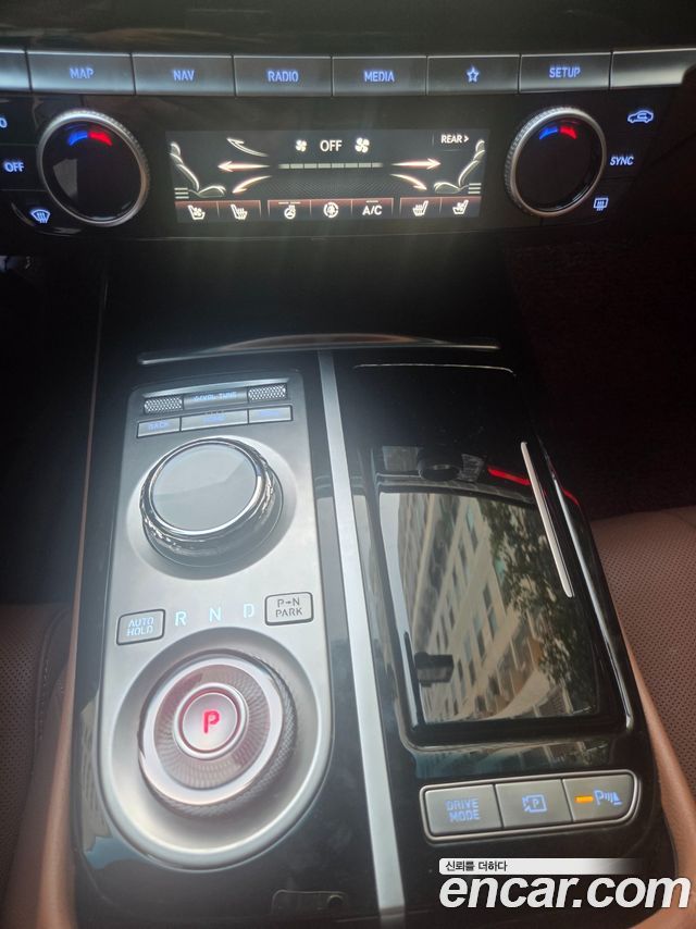 Genesis G80 (RG3) Gasoline 2.5 Turbo 2WD 2023 — фото 13