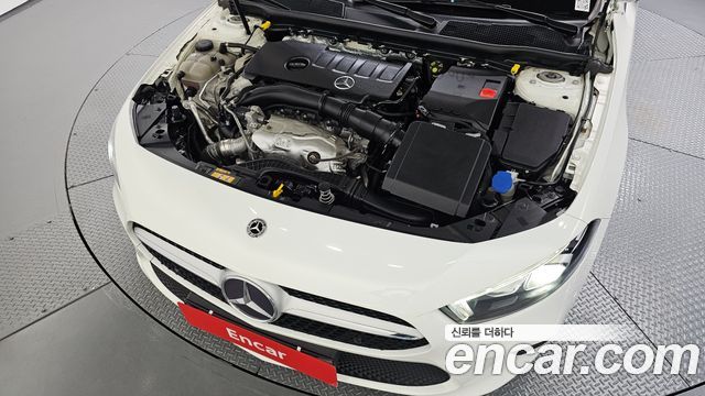 Mercedes-Benz A-Class (W177) A220 Sedan 2021 — фото 6