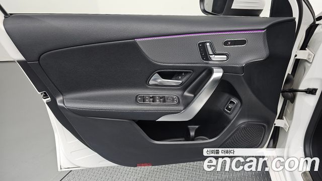 Mercedes-Benz A-Class (W177) A220 Sedan 2021 — фото 24