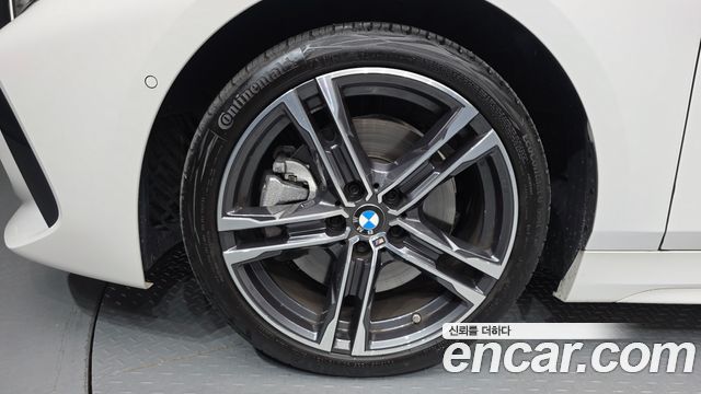BMW 1 Series (F40) 120i M Sports 2024 — фото 5