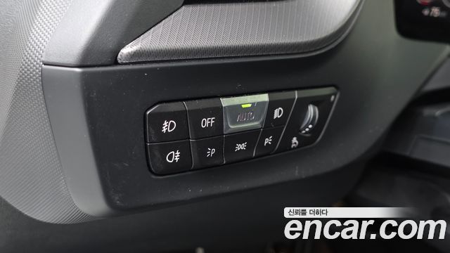 BMW 1 Series (F40) 120i M Sports 2024 — фото 19