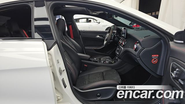 Mercedes-Benz CLA-Class (C117) CLA45 AMG 4MATIC 2018 — фото 11