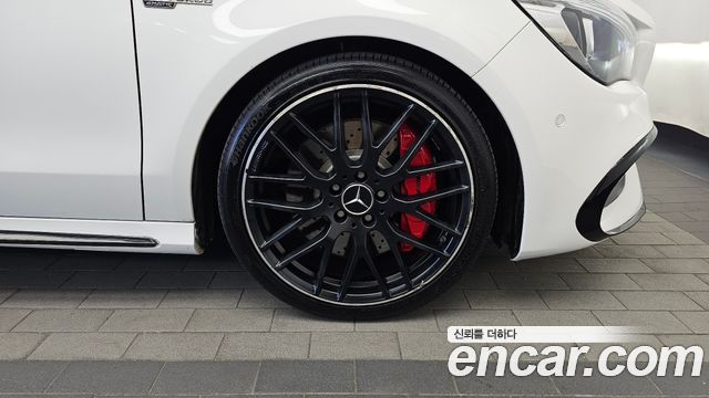 Mercedes-Benz CLA-Class (C117) CLA45 AMG 4MATIC 2018 — фото 21