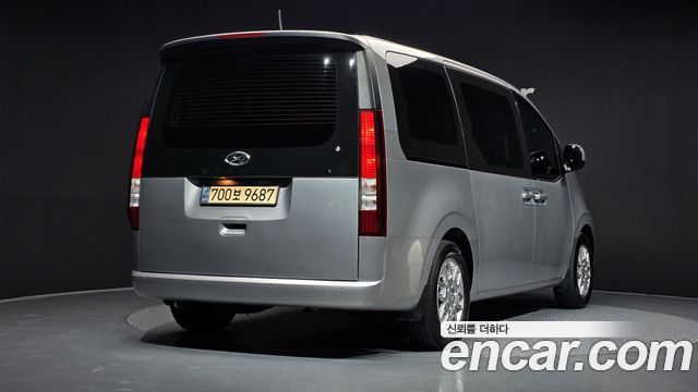 Hyundai Staria Tourer 11-Seater Modern 2023 — фото 2