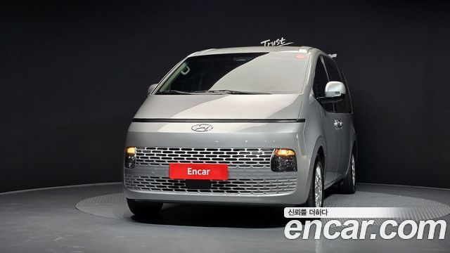 Hyundai Staria Tourer 11-Seater Modern 2023 — фото 3