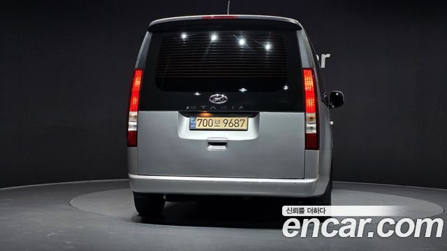 Hyundai Staria Tourer 11-Seater Modern 2023 — фото 4