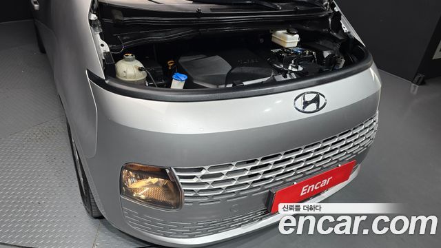 Hyundai Staria Tourer 11-Seater Modern 2023 — фото 6