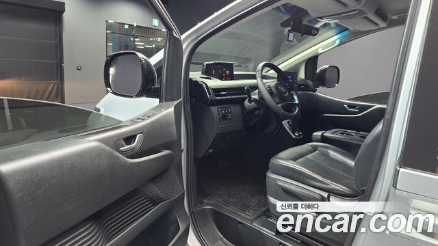 Hyundai Staria Tourer 11-Seater Modern 2023 — фото 10