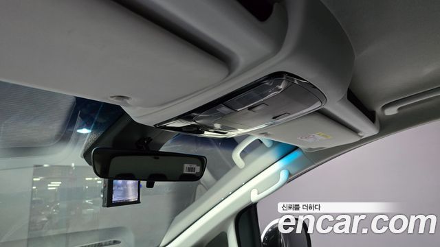 Hyundai Staria Tourer 11-Seater Modern 2023 — фото 16