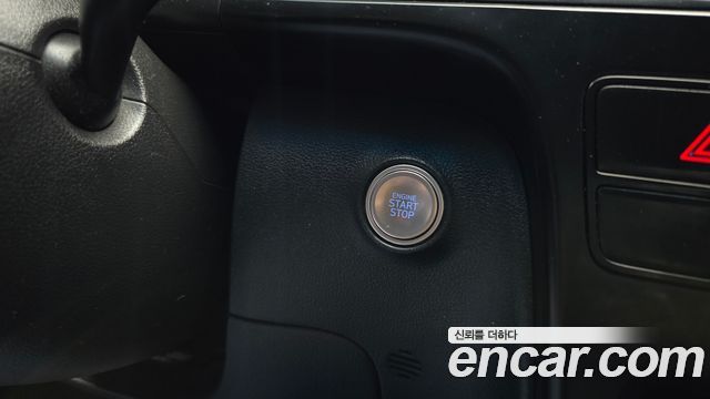 Hyundai Staria Tourer 11-Seater Modern 2023 — фото 18