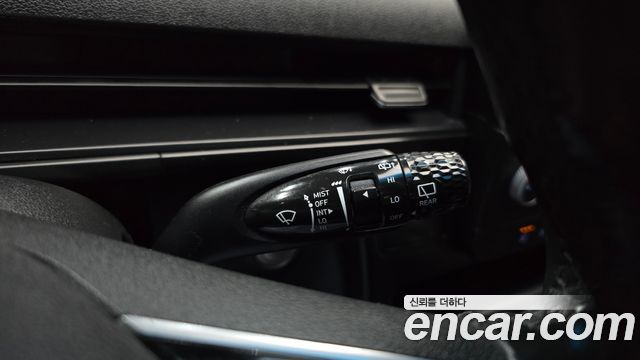 Hyundai Staria Tourer 11-Seater Modern 2023 — фото 19