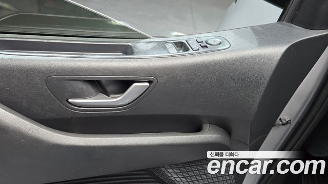 Hyundai Staria Tourer 11-Seater Modern 2023 — фото 20