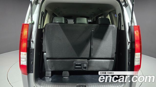 Hyundai Staria Tourer 11-Seater Modern 2023 — фото 30