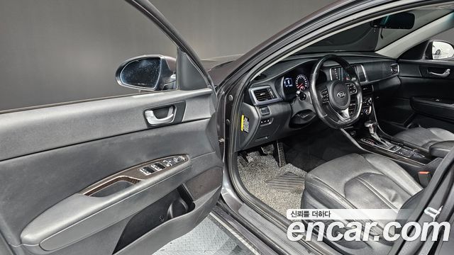Kia K5 (II) LPI SX Noblesse 2016 — фото 10