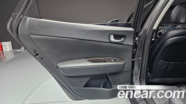 Kia K5 (II) LPI SX Noblesse 2016 — фото 25