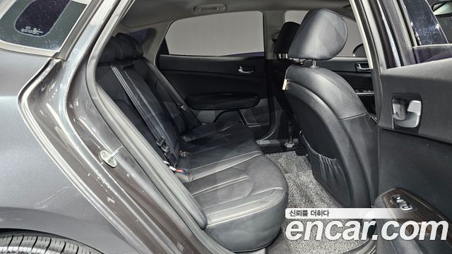 Kia K5 (II) LPI SX Noblesse 2016 — фото 28