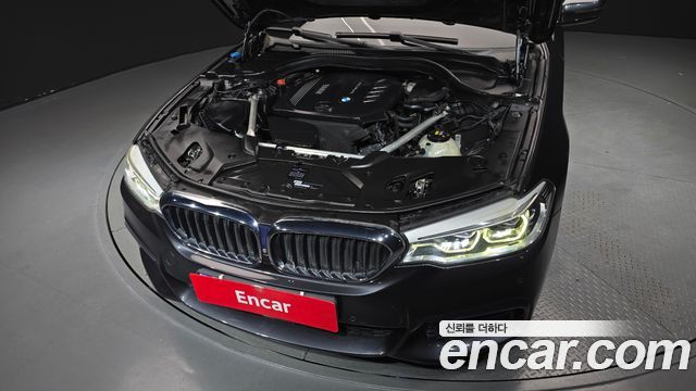 BMW 5 Series (G30) 520d xDrive M Sport Package Plus 2018 — фото 6