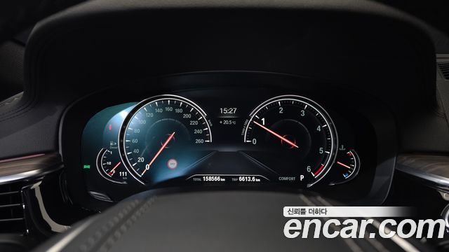BMW 5 Series (G30) 520d xDrive M Sport Package Plus 2018 — фото 8