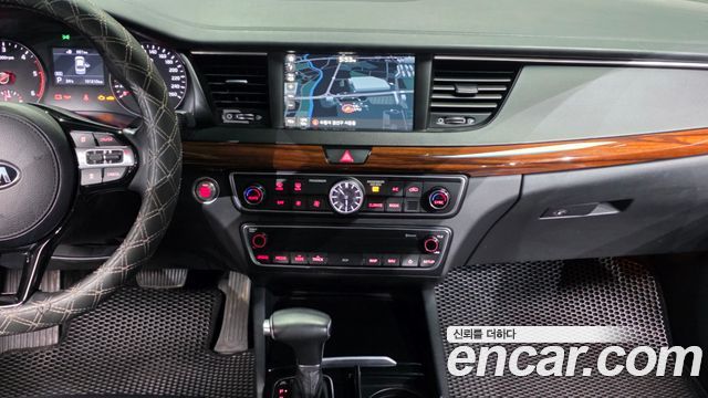 Kia K7 2.2 Diesel Prestige 2017 — фото 14