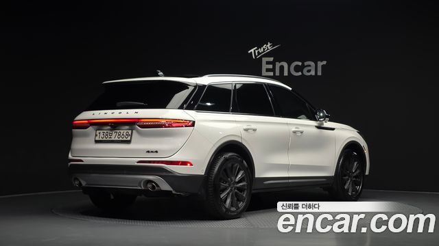 Lincoln Corsair 2.0 Reserve AWD 2020 — фото 2