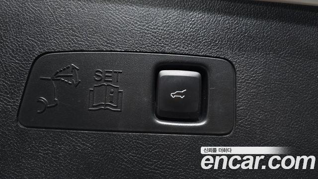 Lincoln Corsair 2.0 Reserve AWD 2020 — фото 32
