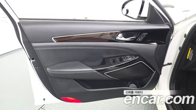 Kia K7 2.4 GDI Limited 2018 — фото 24