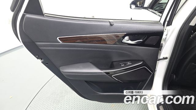 Kia K7 2.4 GDI Limited 2018 — фото 25