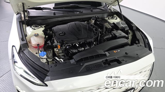 Kia K8 2.5 Gasoline 2WD Noblesse 2022 — фото 6