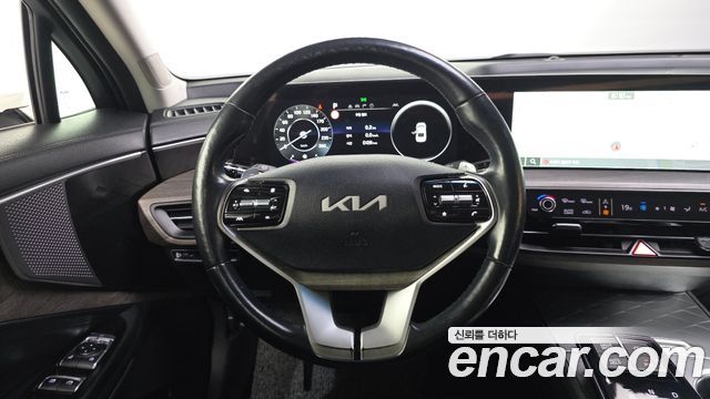 Kia K8 2.5 Gasoline 2WD Noblesse 2022 — фото 13