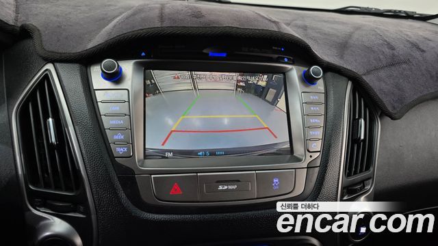 Hyundai Tucson ix Diesel(e-VGT) 2WD Smart special 2015 — фото 16