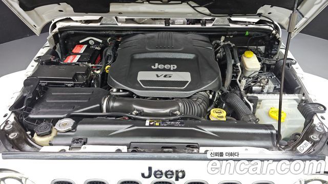 Jeep Wrangler (JK) 3.6 Sahara 4Door 2017 — фото 6
