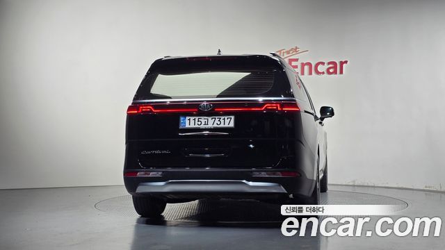 Kia Carnival (IV) Gasoline 9-Seater Signature 2021 — фото 4