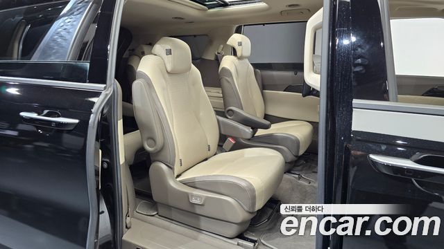 Kia Carnival (IV) Gasoline 9-Seater Signature 2021 — фото 15