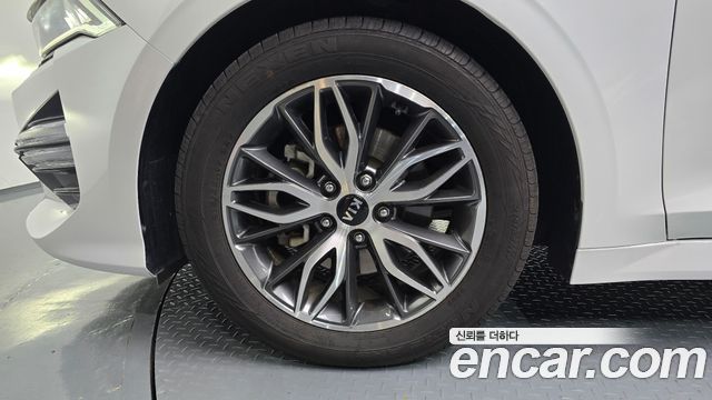 Kia K5 (III) 2.0 Noblesse 2020 — фото 5