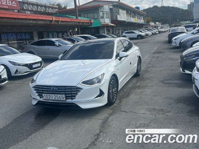 Hyundai Sonata Hybrid (DN8) Inspiration