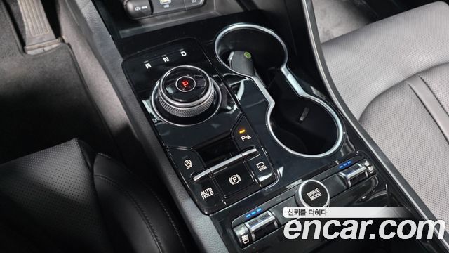 Kia K5 (III) 2.0 Prestige 2023 — фото 9