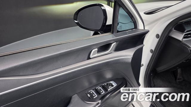 Kia K5 (III) 2.0 Prestige 2023 — фото 30