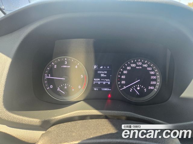 Hyundai Tucson Diesel 2.0 2WD Modern 2018 — фото 16