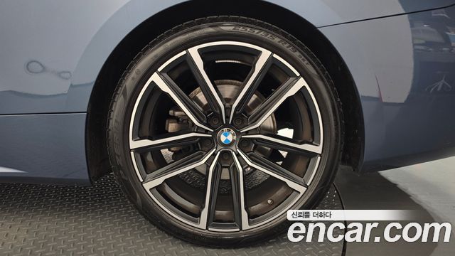 BMW 4 Series (G22) 420i M Sport Convertible 2024 — фото 21