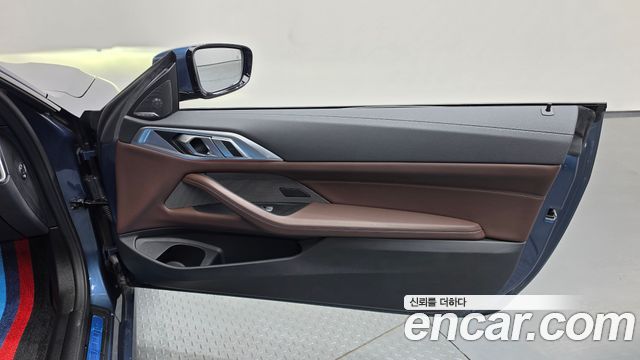 BMW 4 Series (G22) 420i M Sport Convertible 2024 — фото 25